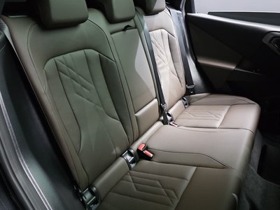 2025 BMW X3 thumbnail 17