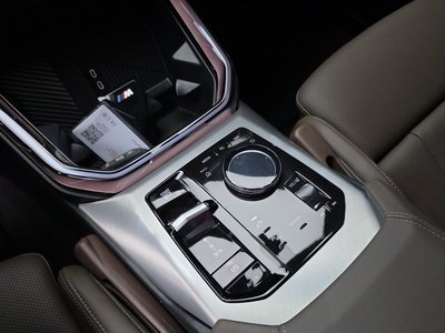 2025 BMW X3 thumbnail 12