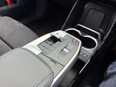 صورة مصغرة 38 لـ 2025 BMW X1