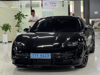 2023 Porsche TAYCAN 照片 1