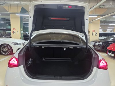 صورة مصغرة 16 لـ 2025 Mercedes-BENZ E-CLASS