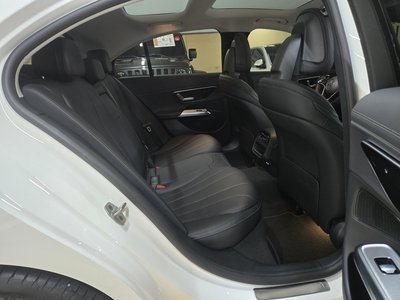 صورة مصغرة 12 لـ 2025 Mercedes-BENZ E-CLASS