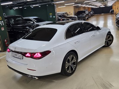 2025 Mercedes-BENZ E-CLASS — фото 4