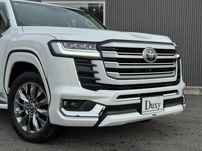 TOYOTA LAND CRUISER 300 - 10