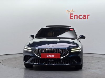 صورة 2 لـ 2021 Genesis THE NEW G70