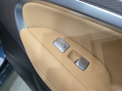 2021 Genesis THE NEW G70 — миниатюра 18
