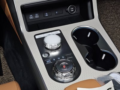 2024 Genesis GV80 — миниатюра 12