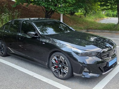 BMW I5 - 2