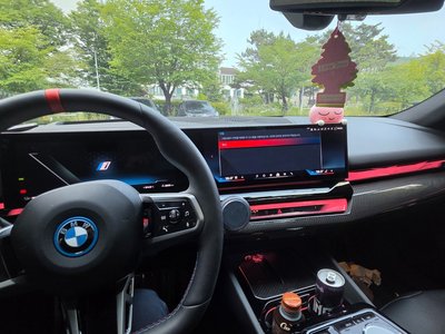BMW I5 - 8