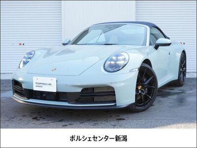 PORSCHE 911 CABRIOLET