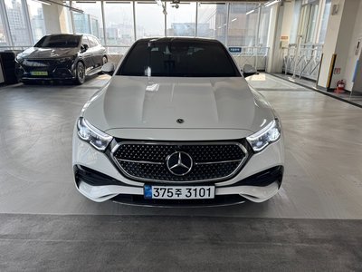 MERCEDES-BENZ E-CLASS - 2