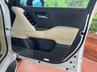 2025 Toyota LAND CRUISER 300 — миниатюра 58