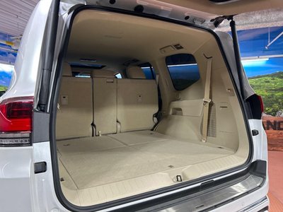2025 Toyota LAND CRUISER 300 — миниатюра 62
