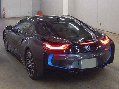 2020 BMW I8 — фото 1