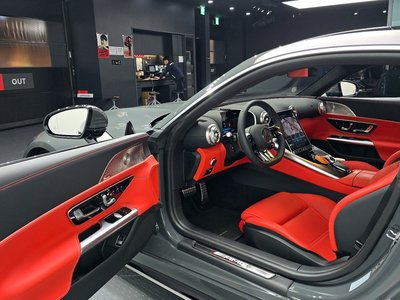 MERCEDES-BENZ GT AMG - 10