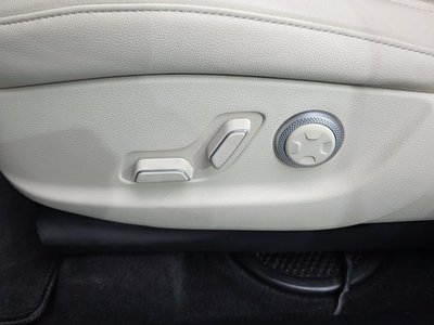 2023 Genesis GV80 — миниатюра 32