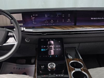 صورة مصغرة 14 لـ 2025 Cadillac ESCALADE 5TH GENERATION