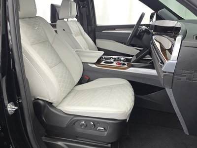 صورة مصغرة 11 لـ 2025 Cadillac ESCALADE 5TH GENERATION