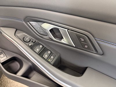 صورة مصغرة 33 لـ 2025 BMW 3 SERIES TOURING