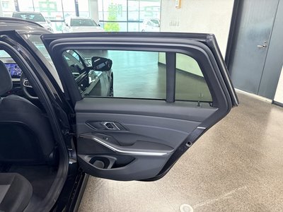 صورة مصغرة 28 لـ 2025 BMW 3 SERIES TOURING