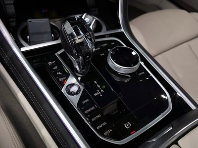 BMW 8 SERIES - 9