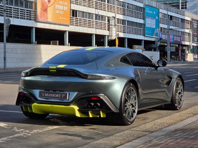 ASTON MARTIN VANTAGE - 5