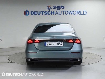 MERCEDES-BENZ E-CLASS - 3