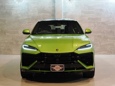LAMBORGHINI URUS - 2
