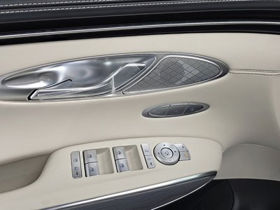 2023 Genesis GV70 — миниатюра 27