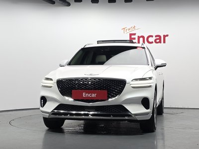 صورة 2 لـ 2023 Genesis GV70