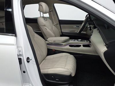 2023 Genesis GV70 — миниатюра 16