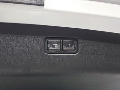 2023 Genesis GV70 — миниатюра 29