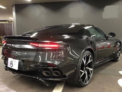 ASTON MARTIN ASTON MARTIN DBS SUPERLEGGERA - 8