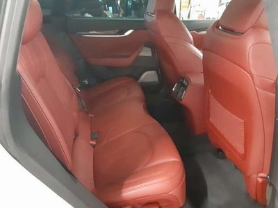 صورة مصغرة 32 لـ 2017 Maserati LEVANTE