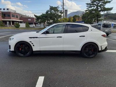 صورة 9 لـ 2017 Maserati LEVANTE