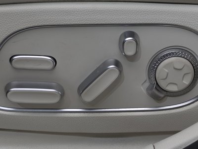 صورة مصغرة 31 لـ 2022 Genesis G90 (RS4)