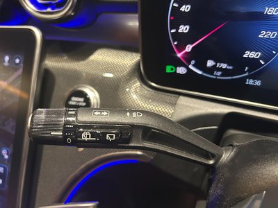 MERCEDES-BENZ C-CLASS - 9