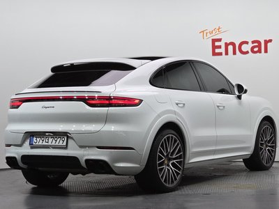 PORSCHE CAYENNE - 4
