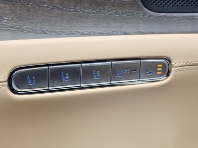 صورة مصغرة 32 لـ 2023 Genesis G90 (RS4)