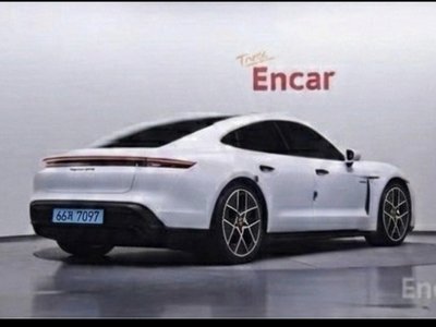 صورة 4 لـ 2025 Porsche TAYCAN