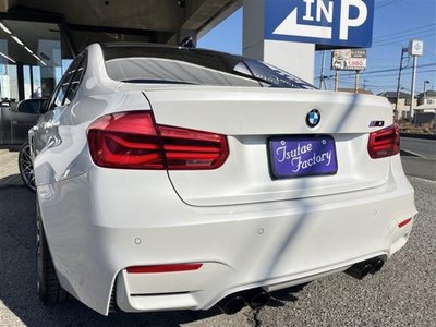 BMW M3 SEDAN - 10