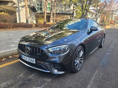 MERCEDES-BENZ E-CLASS - 4