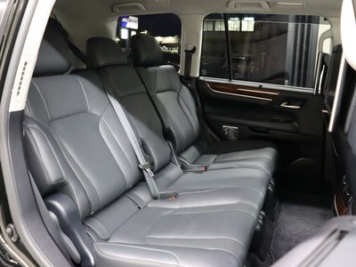 LEXUS LX - 7