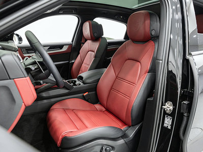 PORSCHE CAYENNE - 10