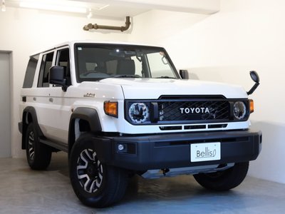 TOYOTA LAND CRUISER 70