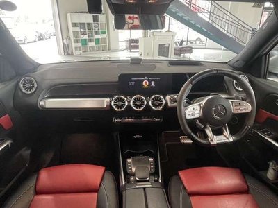 MERCEDES-BENZ GLB - 10