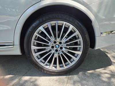 BMW X7 - 6
