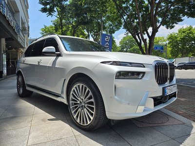 BMW X7 - 1