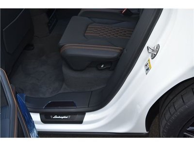 صورة مصغرة 33 لـ 2026 Lamborghini URUS