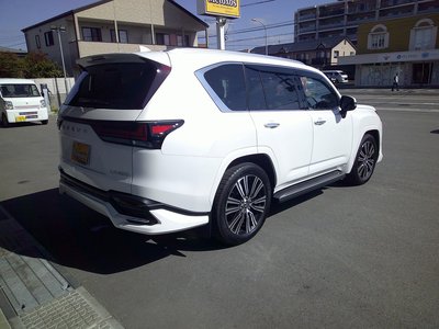 LEXUS LX - 8